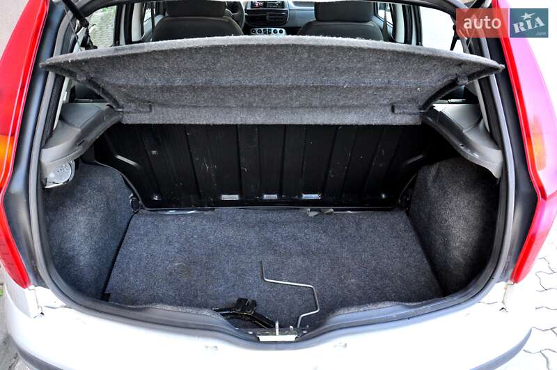 Хетчбек Fiat Punto 2009 в Львові