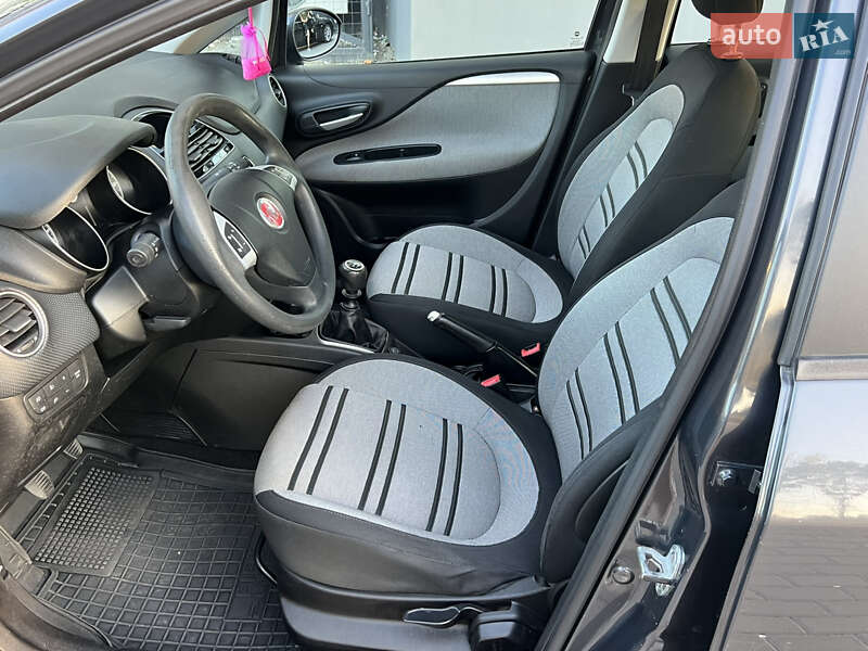 Хэтчбек Fiat Punto 2010 в Ровно