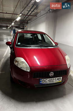 Хетчбек Fiat Punto 2009 в Львові