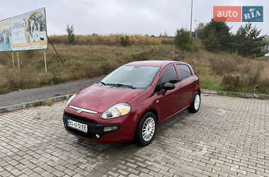 Хетчбек Fiat Punto 2010 в 