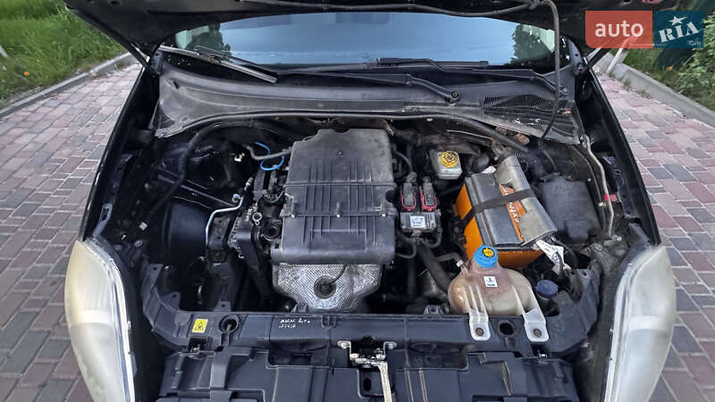 Хетчбек Fiat Punto 2009 в Житомирі