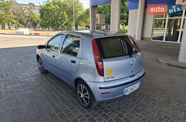 Хэтчбек Fiat Punto 2007 в 