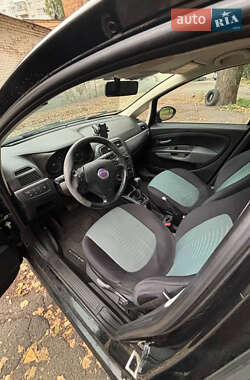Хэтчбек Fiat Punto 2008 в 