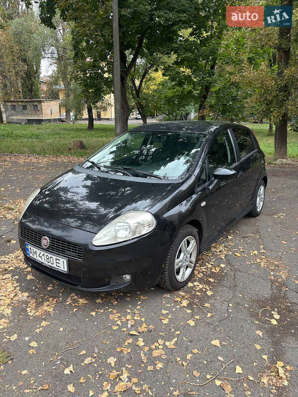 Хетчбек Fiat Punto 2008 в Києві
