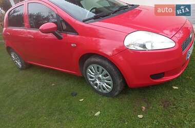Хэтчбек Fiat Punto 2008 в 