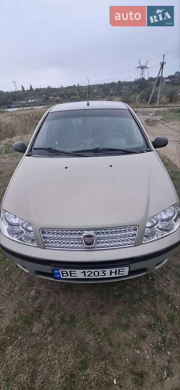 Хэтчбек Fiat Punto 2010 в Николаеве