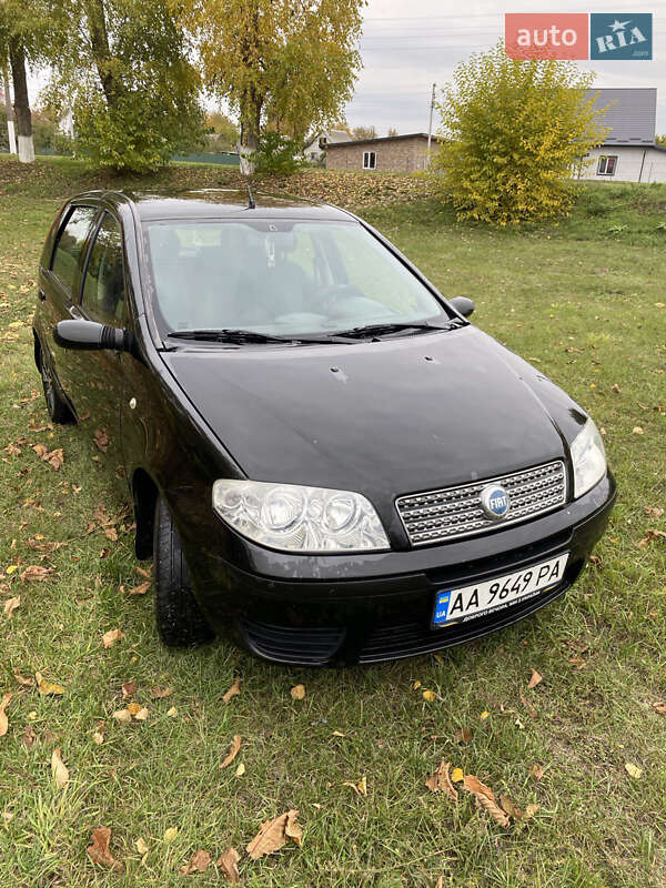 Хэтчбек Fiat Punto 2007 в Богуславе