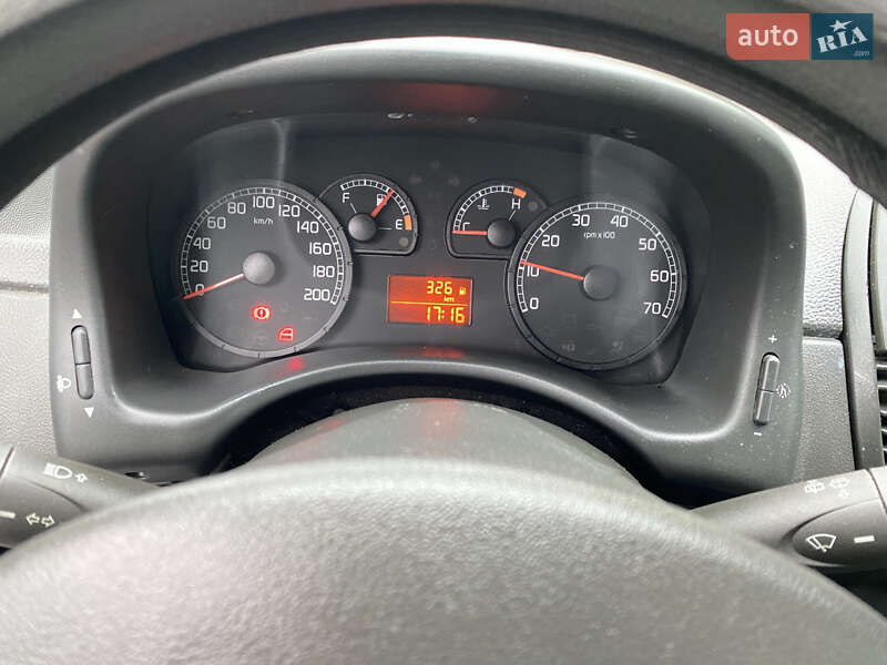 Хэтчбек Fiat Punto 2007 в Богуславе