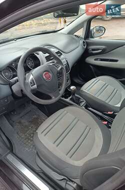 Хетчбек Fiat Punto 2011 в 