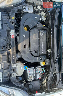 Хетчбек Fiat Punto 2012 в  фото 26 Хетчбек Fiat Punto 2012 в