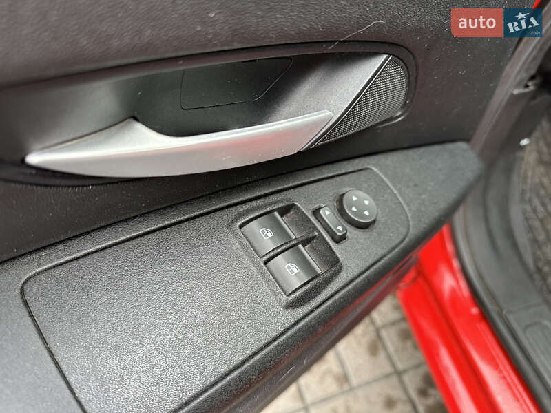 Хетчбек Fiat Punto 2008 в Києві фото 10 Хетчбек Fiat Punto 2008 в Києві