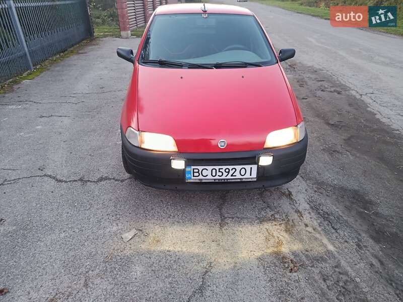 Хэтчбек Fiat Punto 1994 в Луцке