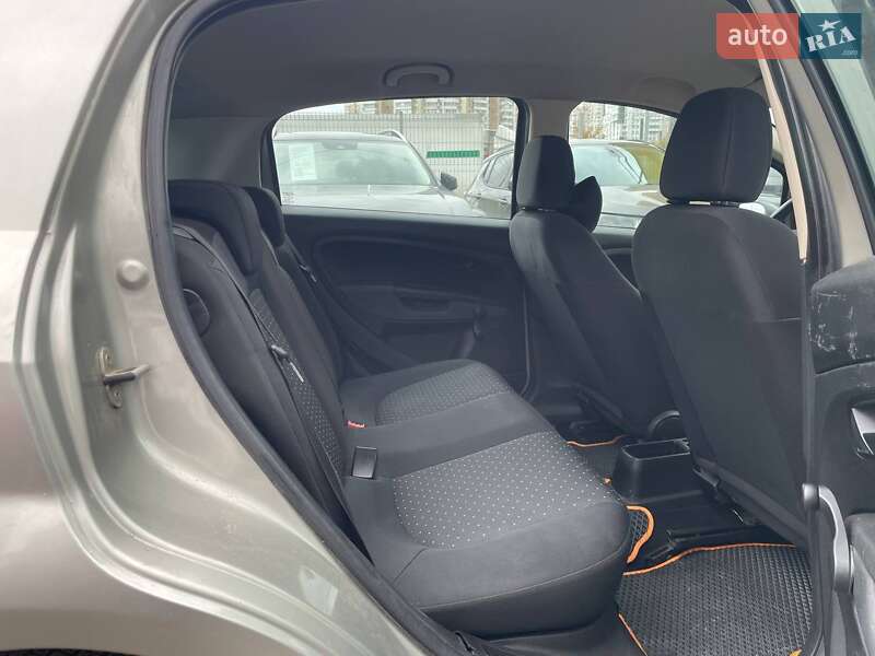 Хетчбек Fiat Punto 2008 в Києві