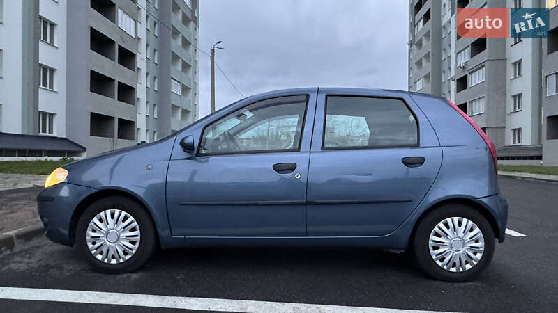Хетчбек Fiat Punto 2004 в Харкові