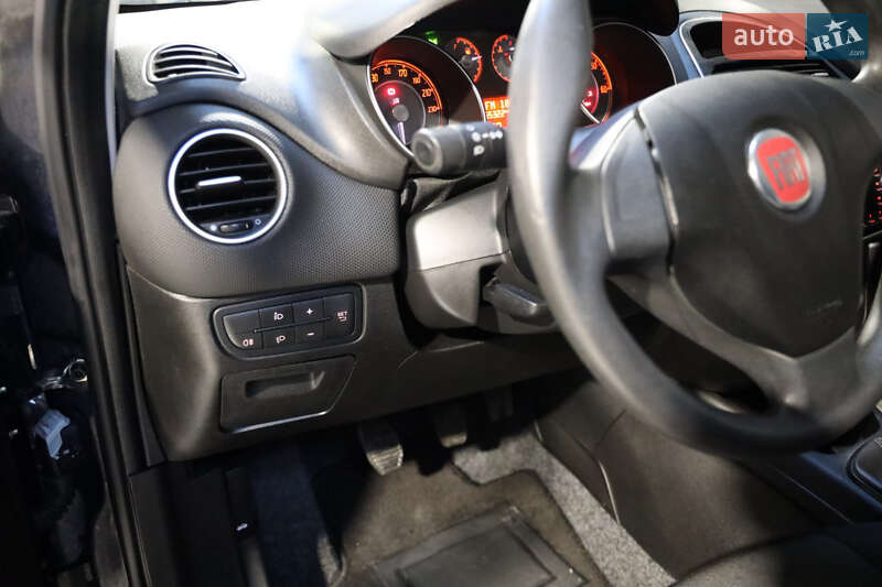 Хэтчбек Fiat Punto 2017 в Луцке