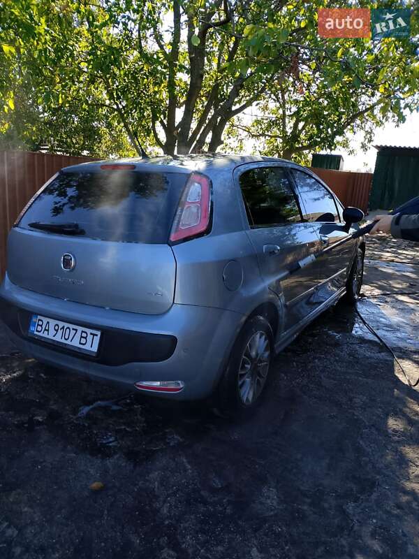Fiat Punto 2010 Fiat Punto 2010