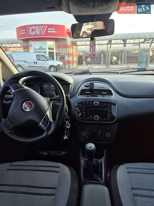 Хэтчбек Fiat Punto 2010 в Ровно фото 11 Хэтчбек Fiat Punto 2010 в Ровно