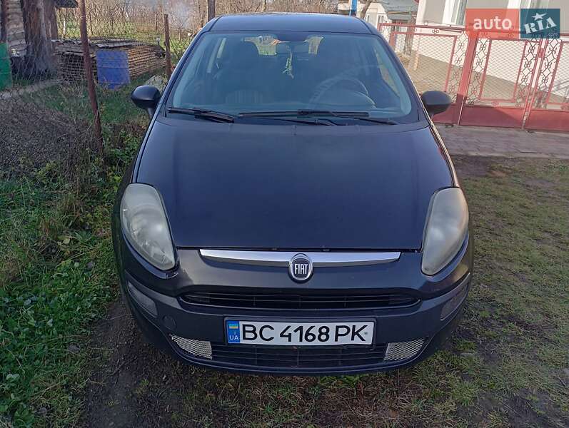 Хэтчбек Fiat Punto 2011 в Стрые