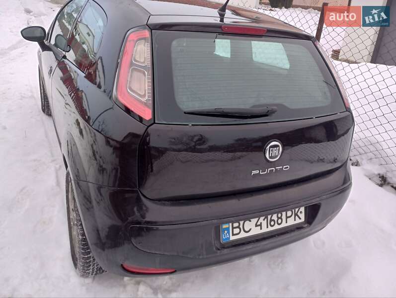 Fiat Punto 2011 Fiat Punto 2011