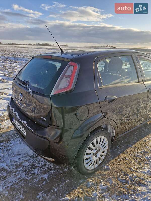 Хэтчбек Fiat Punto 2012 в Луцке фото 5 Хэтчбек Fiat Punto 2012 в Луцке