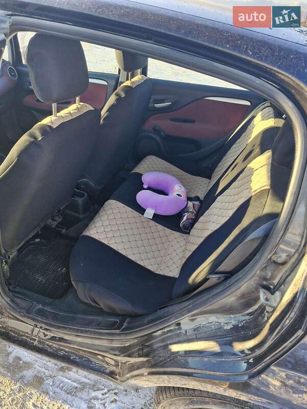 Хэтчбек Fiat Punto 2012 в Луцке фото 14 Хэтчбек Fiat Punto 2012 в Луцке