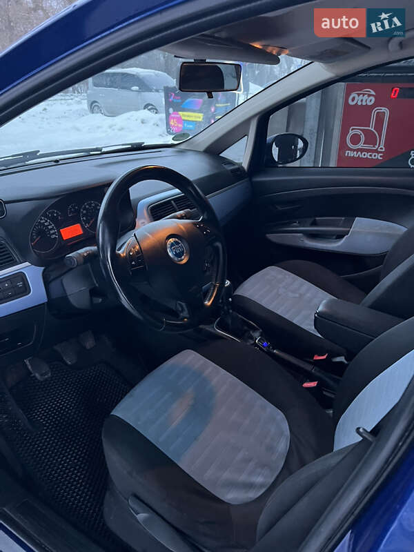 Хэтчбек Fiat Punto 2006 в Хмельницком