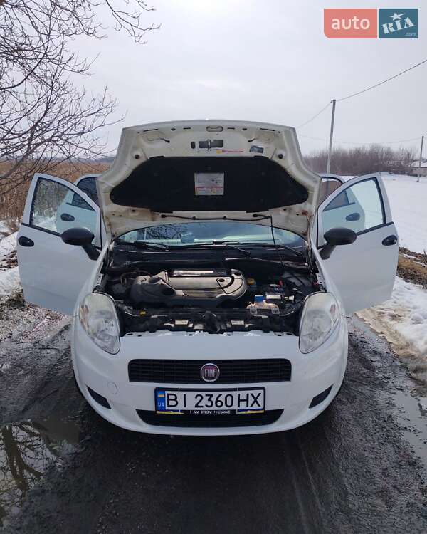 Хэтчбек Fiat Punto 2010 в Гадяче фото 10 Хэтчбек Fiat Punto 2010 в Гадяче