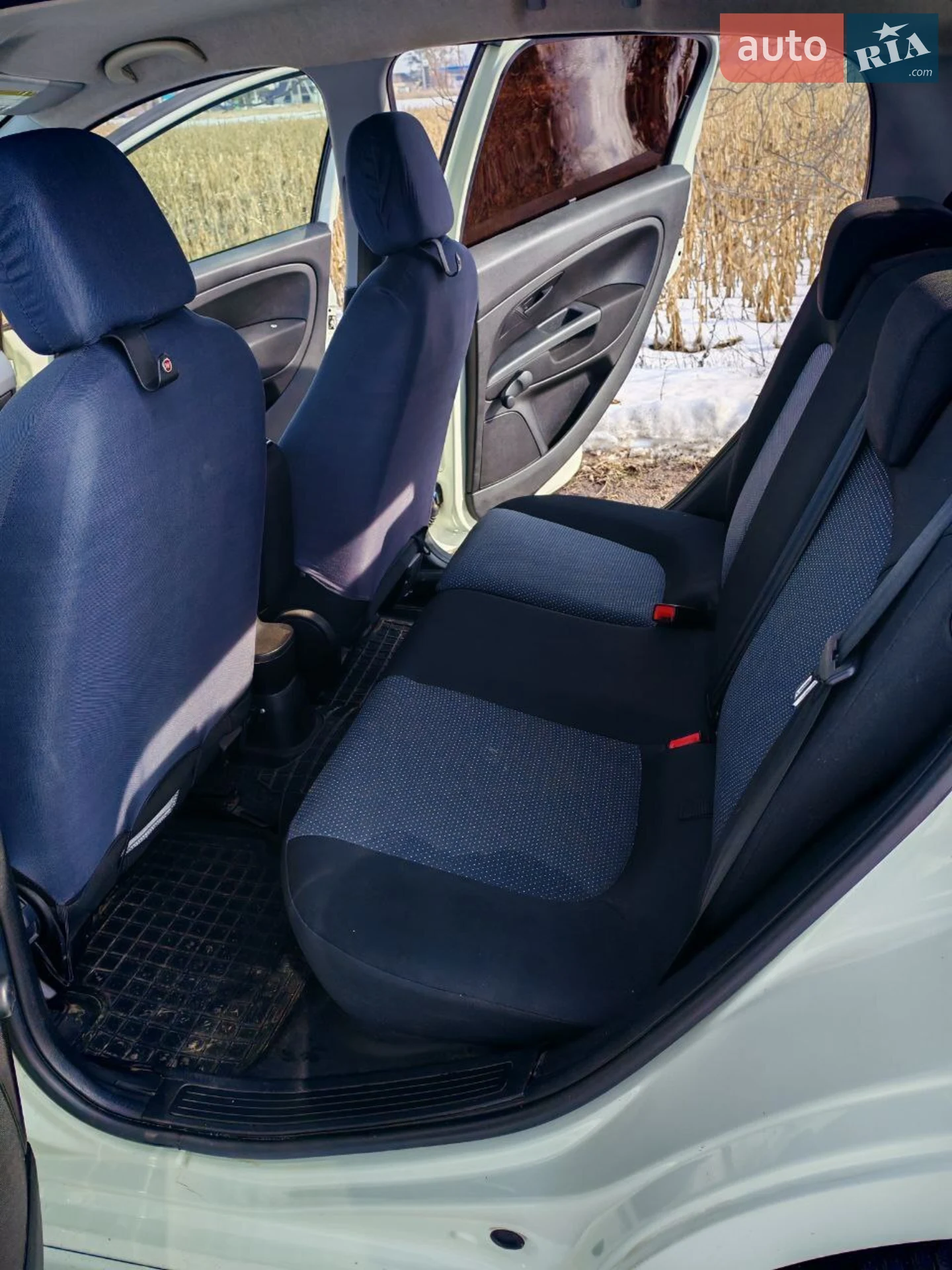 2010 Fiat Punto - мініатюра 16