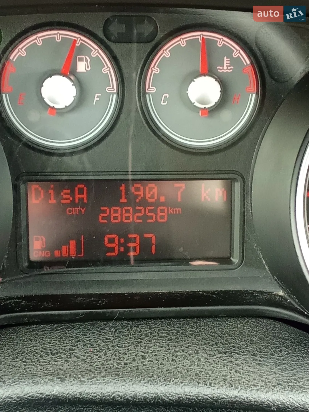 2011 Fiat Punto - мініатюра 12