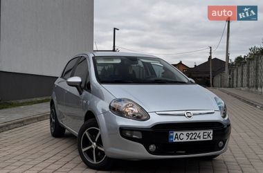 Хэтчбек Fiat Punto 2009 в Луцке
