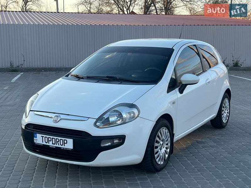 Fiat Punto 2011 Fiat Punto 2011