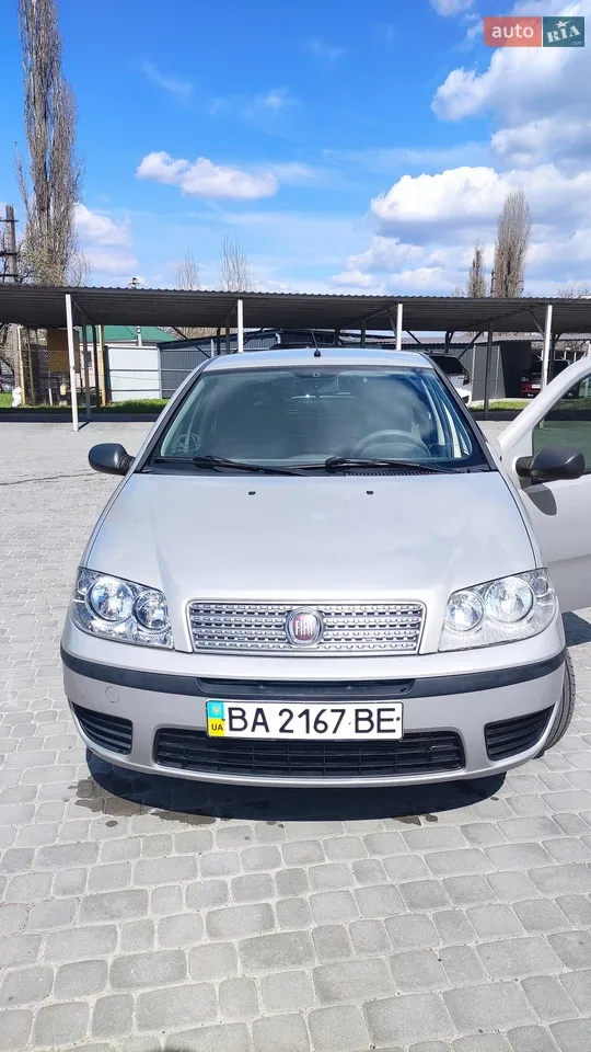 2011 Fiat Punto - мініатюра 12