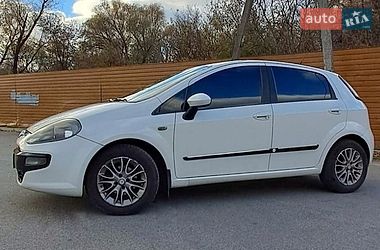 Хэтчбек Fiat Punto 2011 в Чернигове