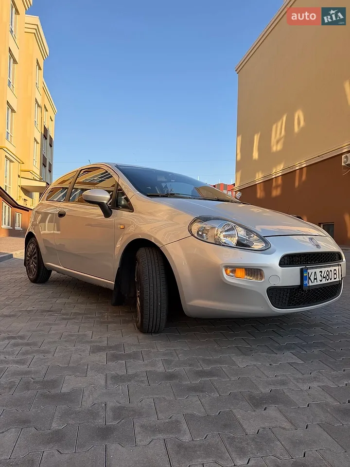 2013 Fiat Punto - мініатюра 11