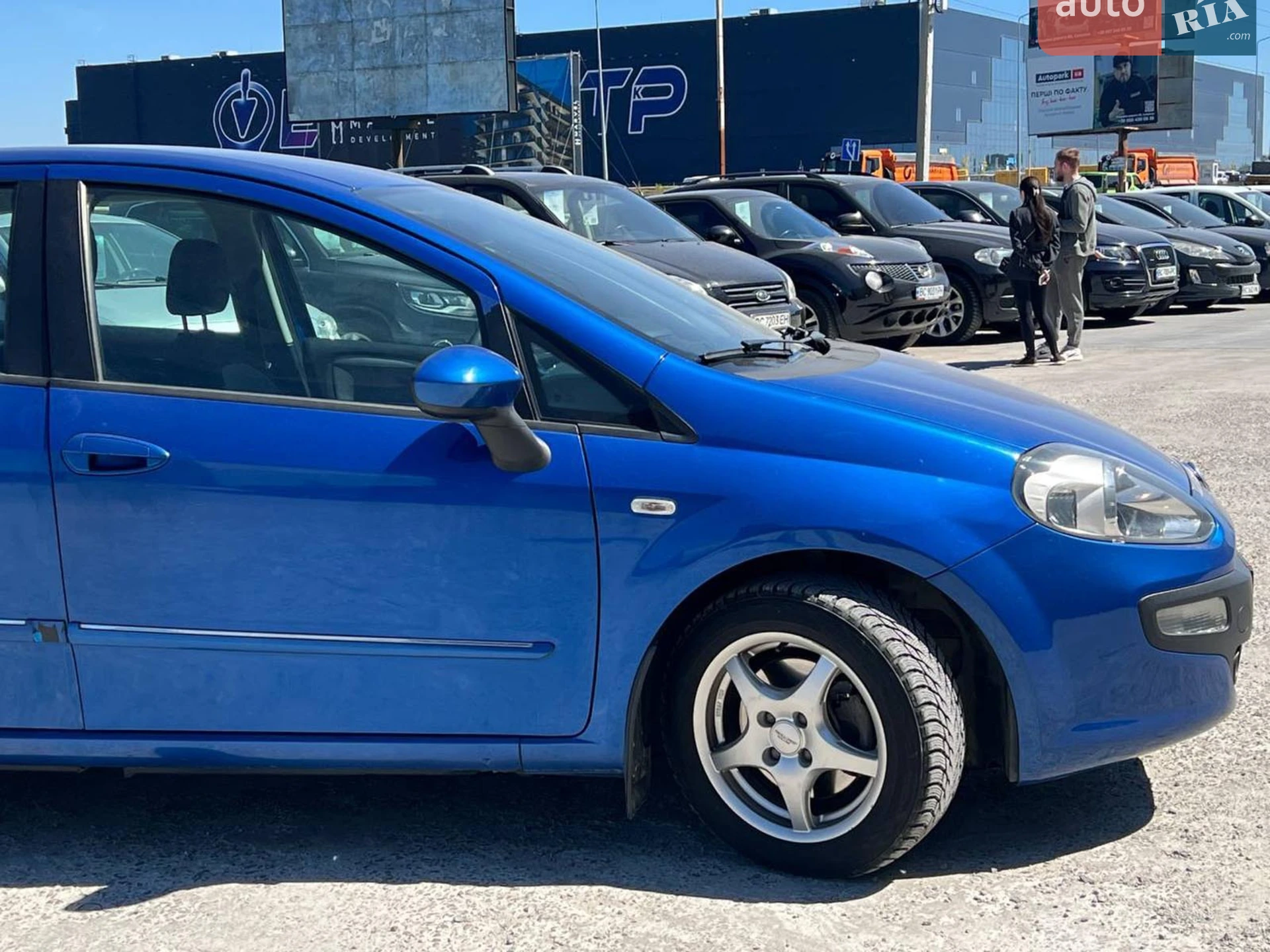 2011 Fiat Punto - мініатюра 12