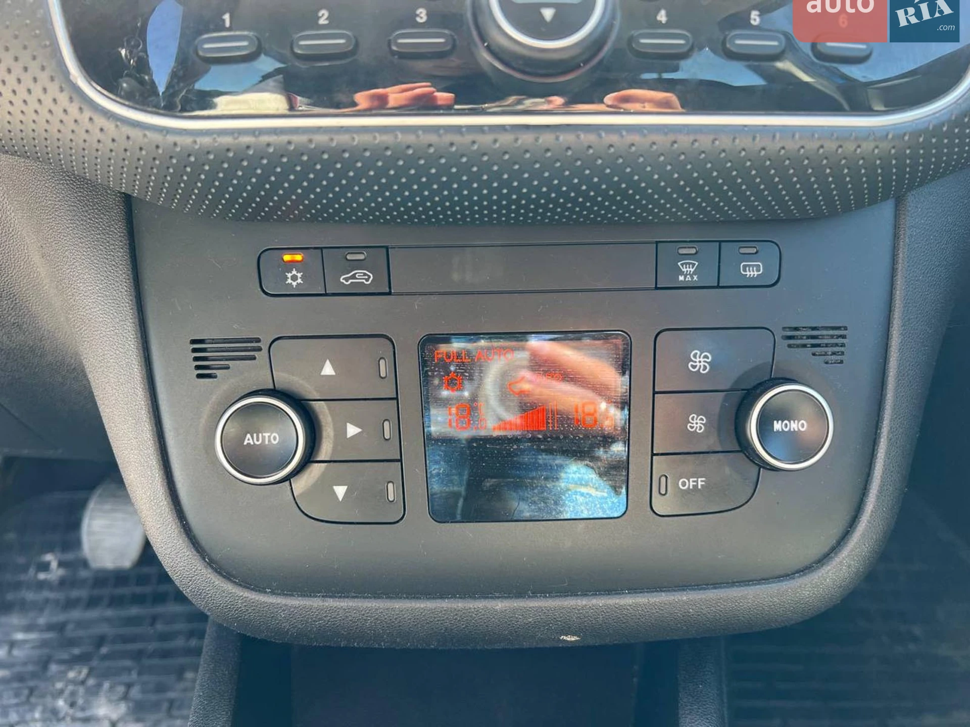 2011 Fiat Punto - мініатюра 30