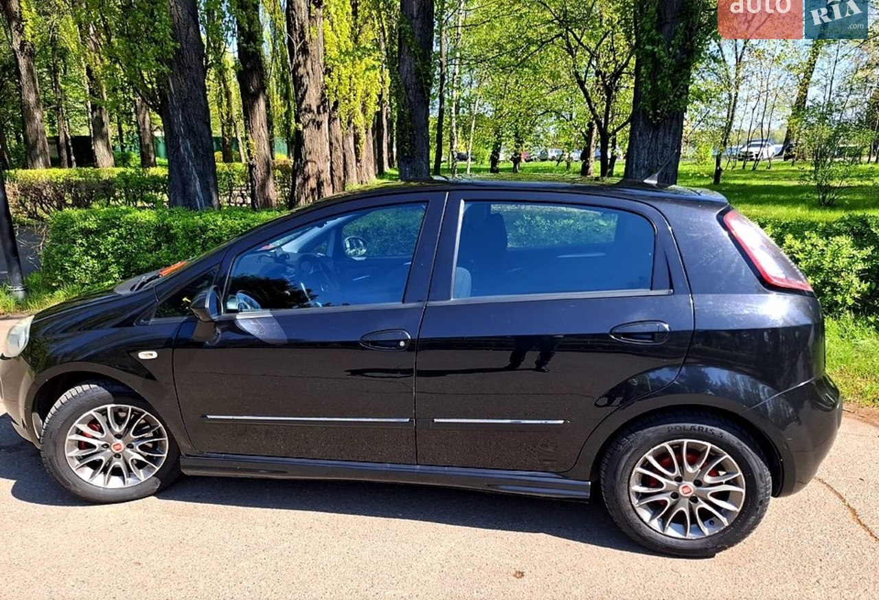 2010 Fiat Punto - мініатюра 31