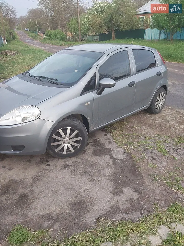 2011 Fiat Punto - мініатюра 15