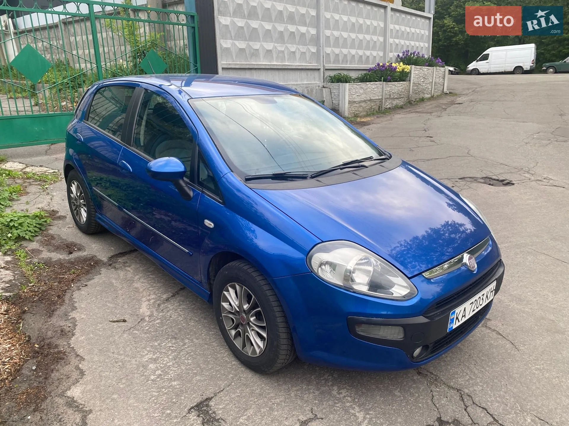 2010 Fiat Punto - мініатюра 2