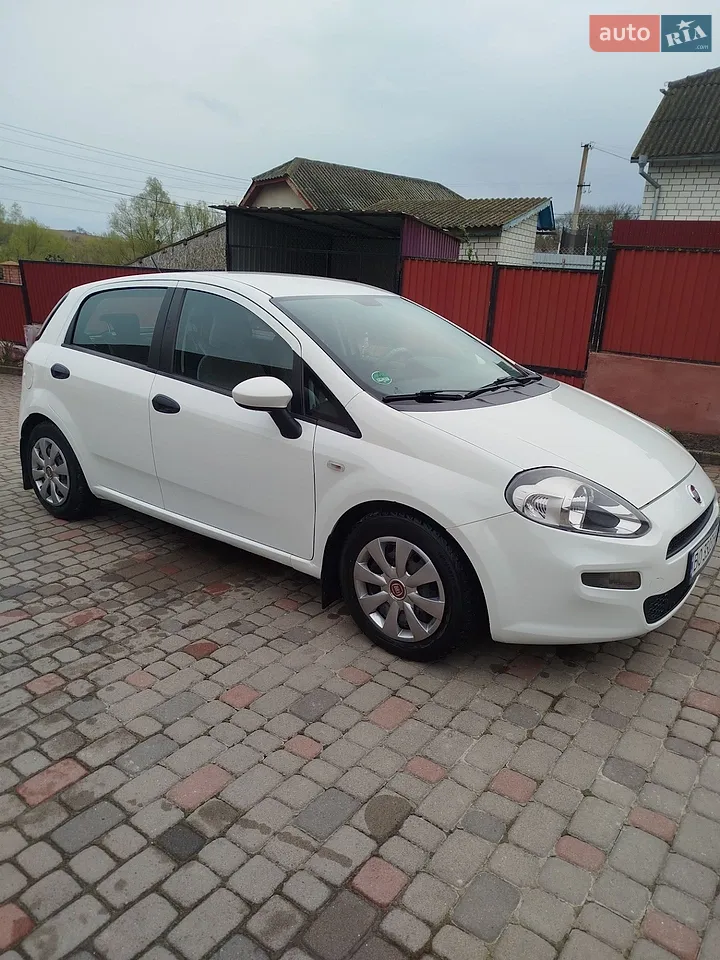 2011 Fiat Punto - мініатюра 6