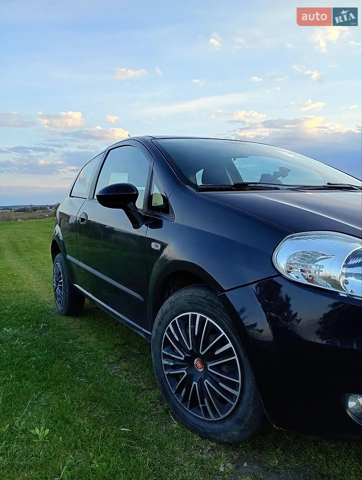 2010 Fiat Punto - мініатюра 15