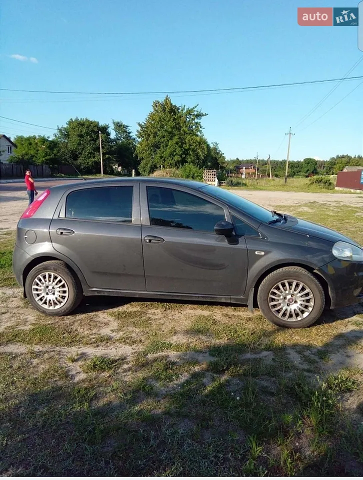 2010 Fiat Punto - мініатюра 29