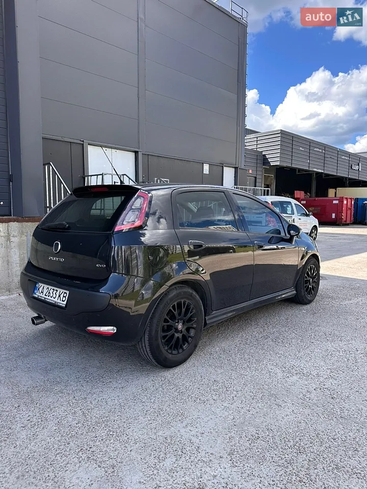 2010 Fiat Punto - мініатюра 32