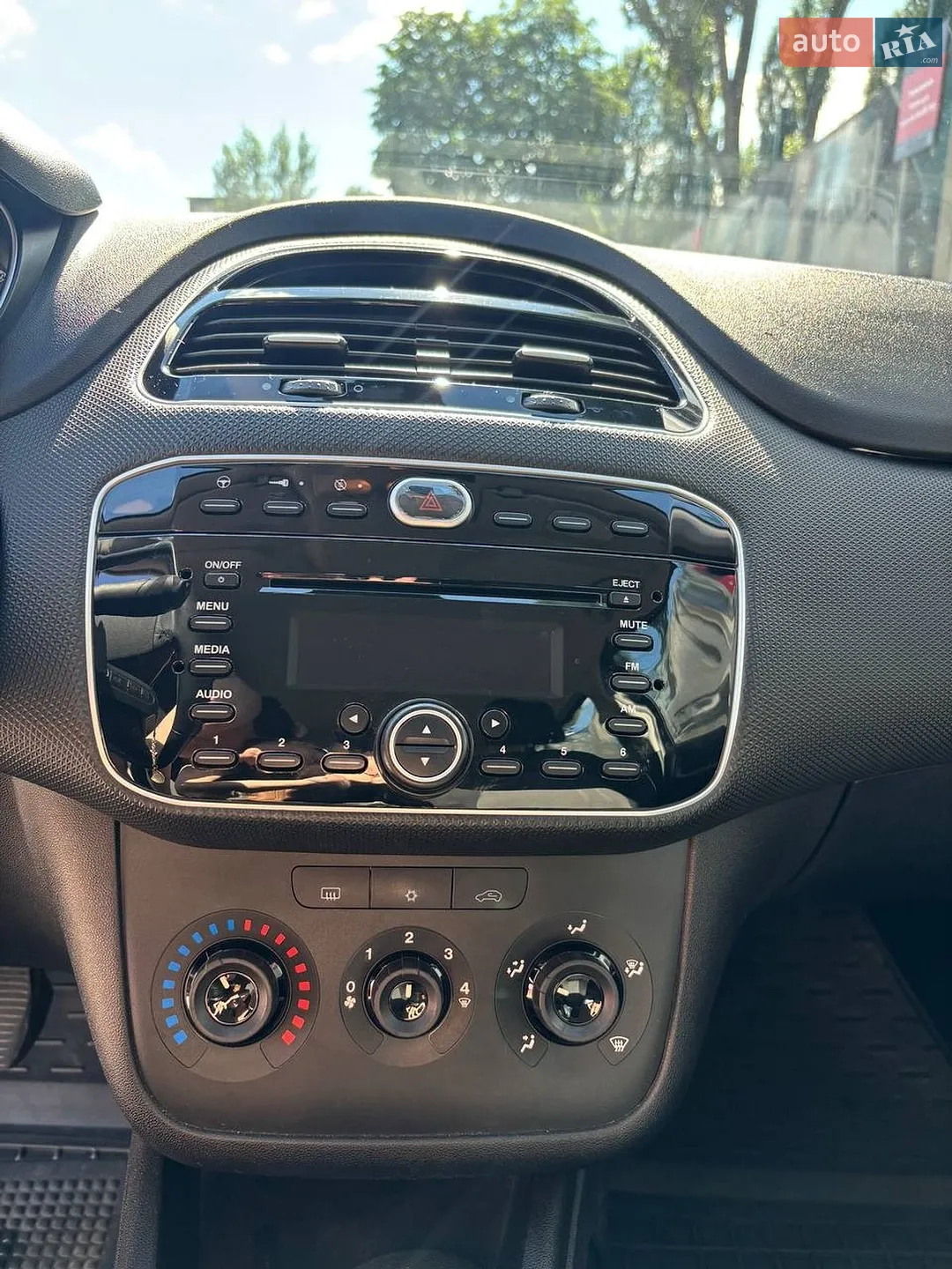 2013 Fiat Punto - мініатюра 14