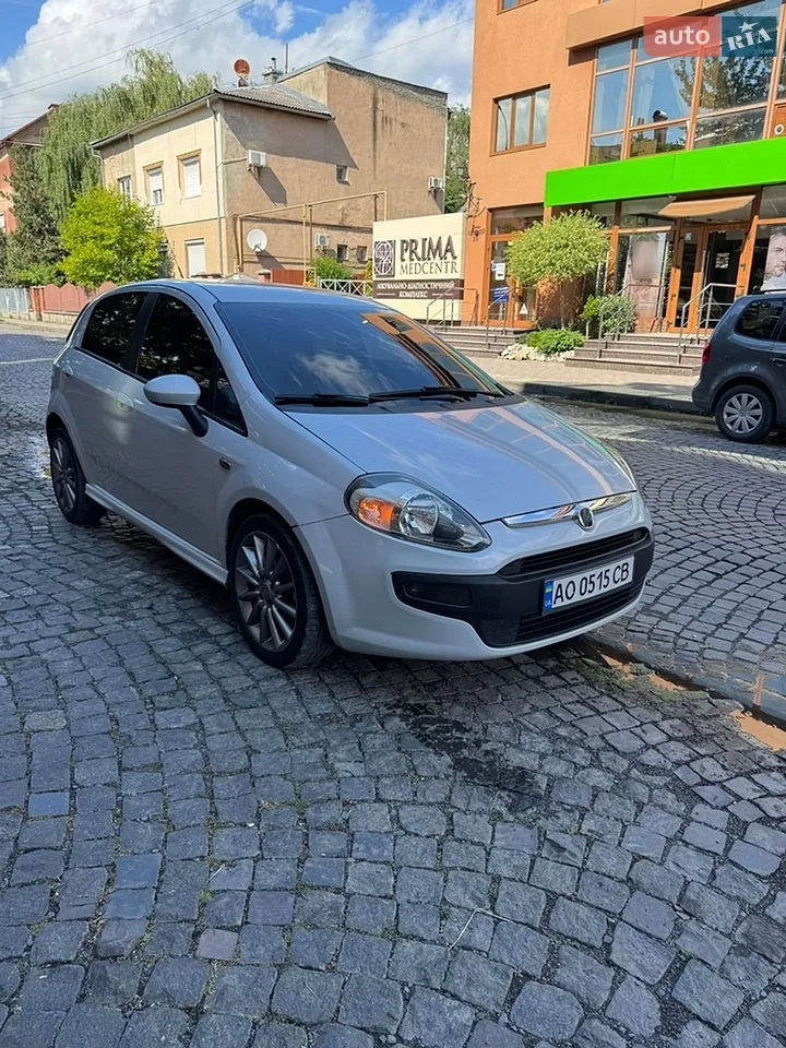 2011 Fiat Punto - мініатюра 13