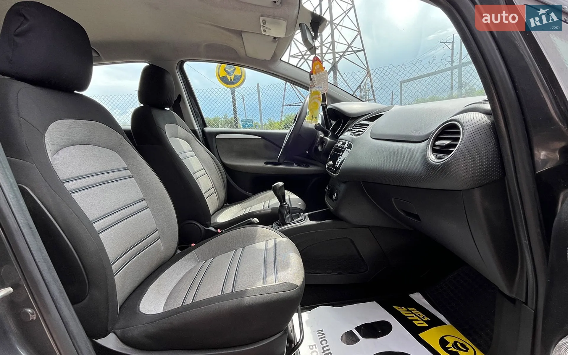 2011 Fiat Punto - мініатюра 22