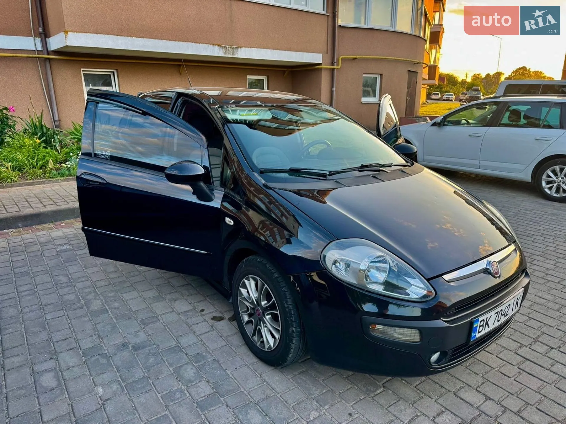 2010 Fiat Punto - мініатюра 10