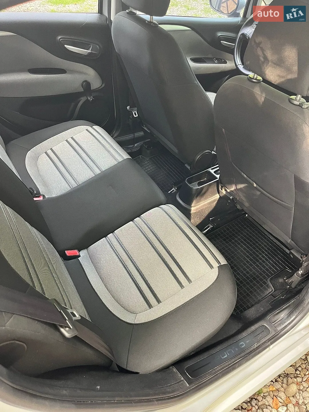 2010 Fiat Punto - мініатюра 6