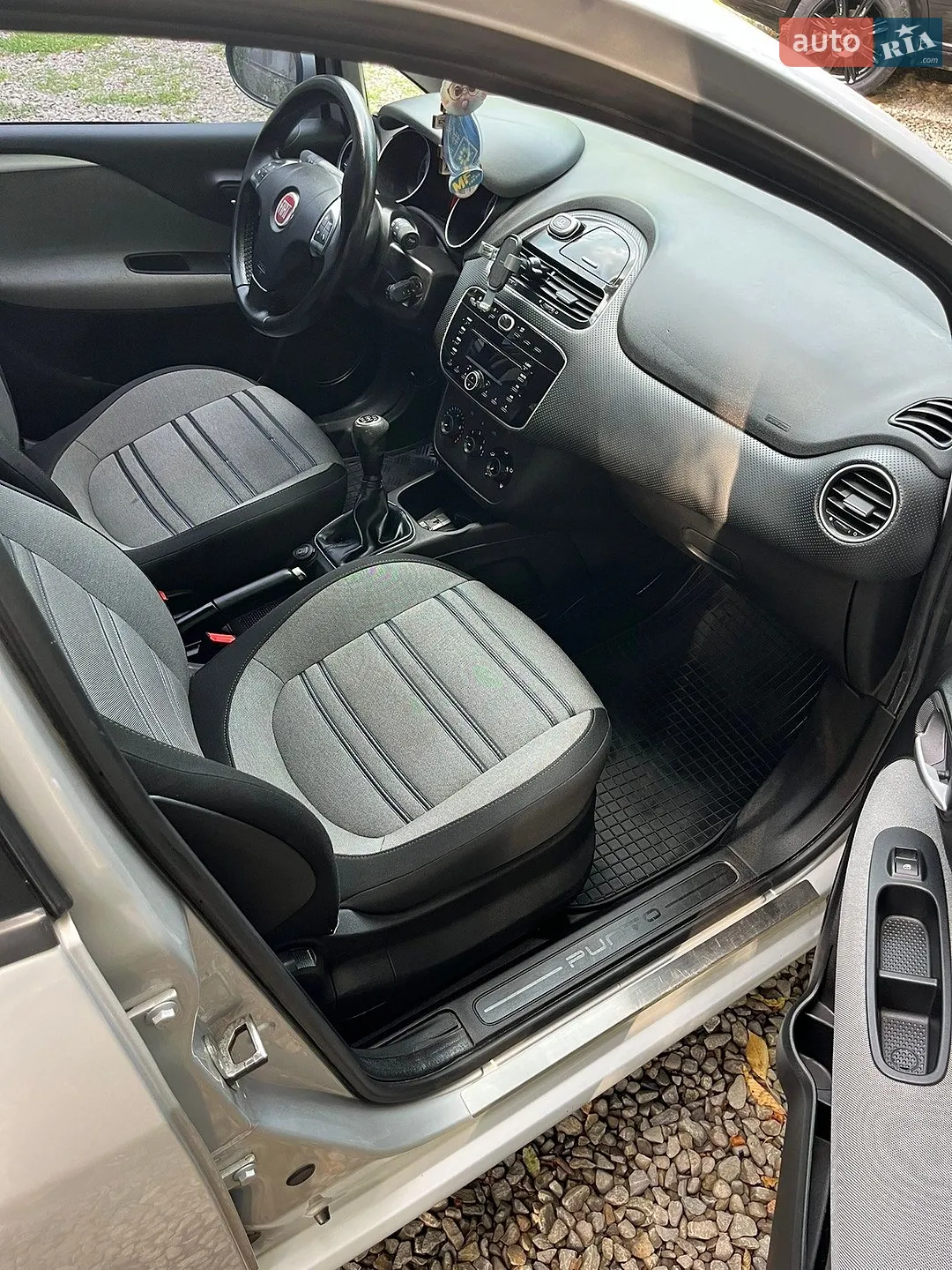 2010 Fiat Punto - мініатюра 7