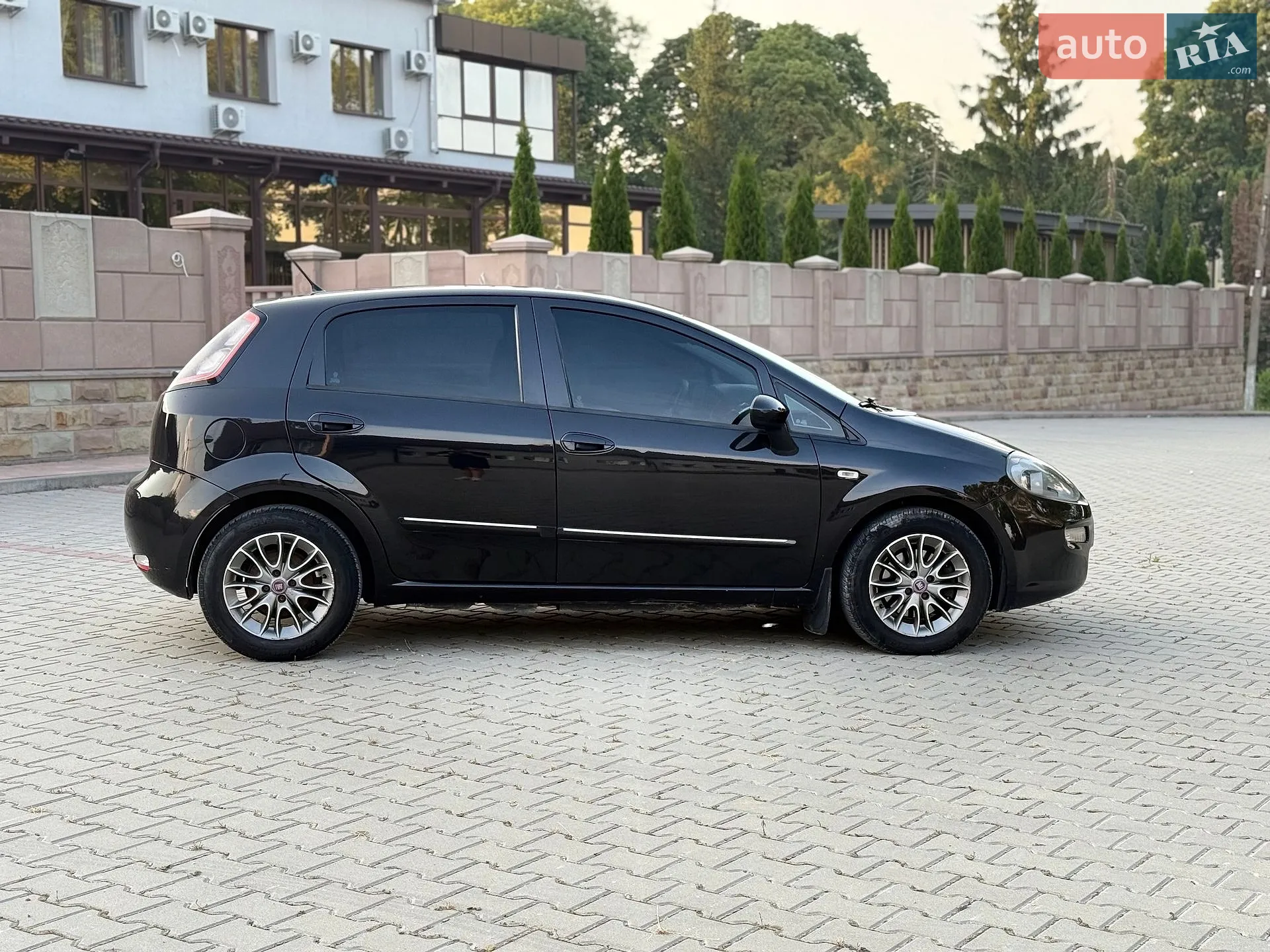 2012 Fiat Punto - мініатюра 3